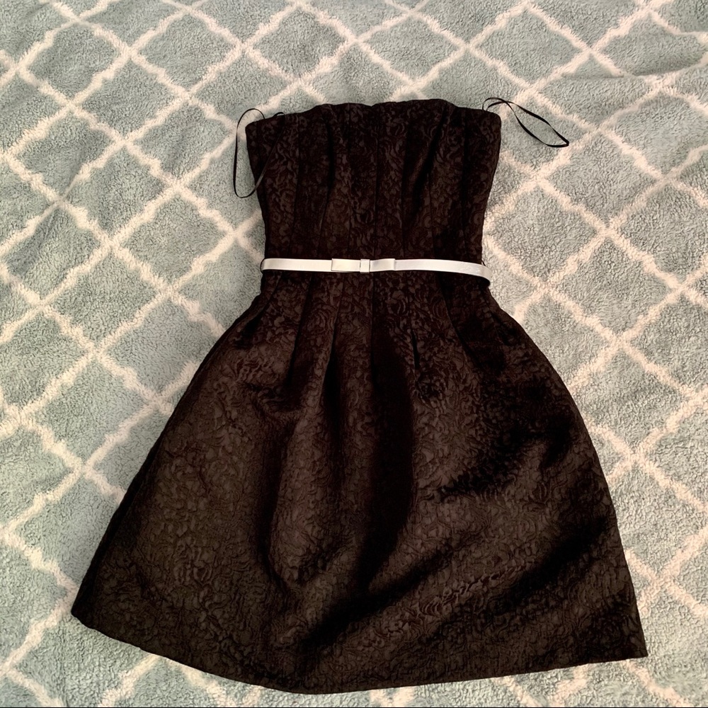 H&M tube mini dress with belt.